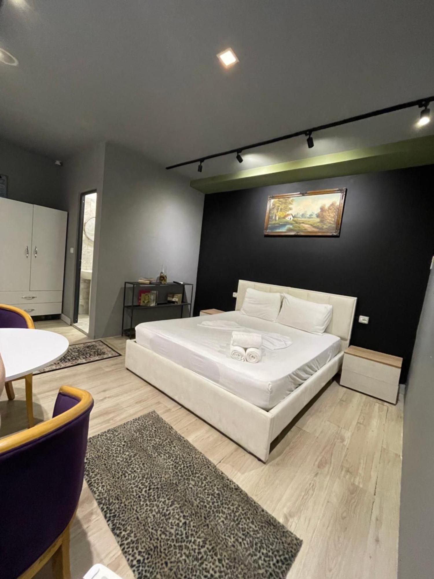 Destinacion Central Room 地拉那 外观 照片